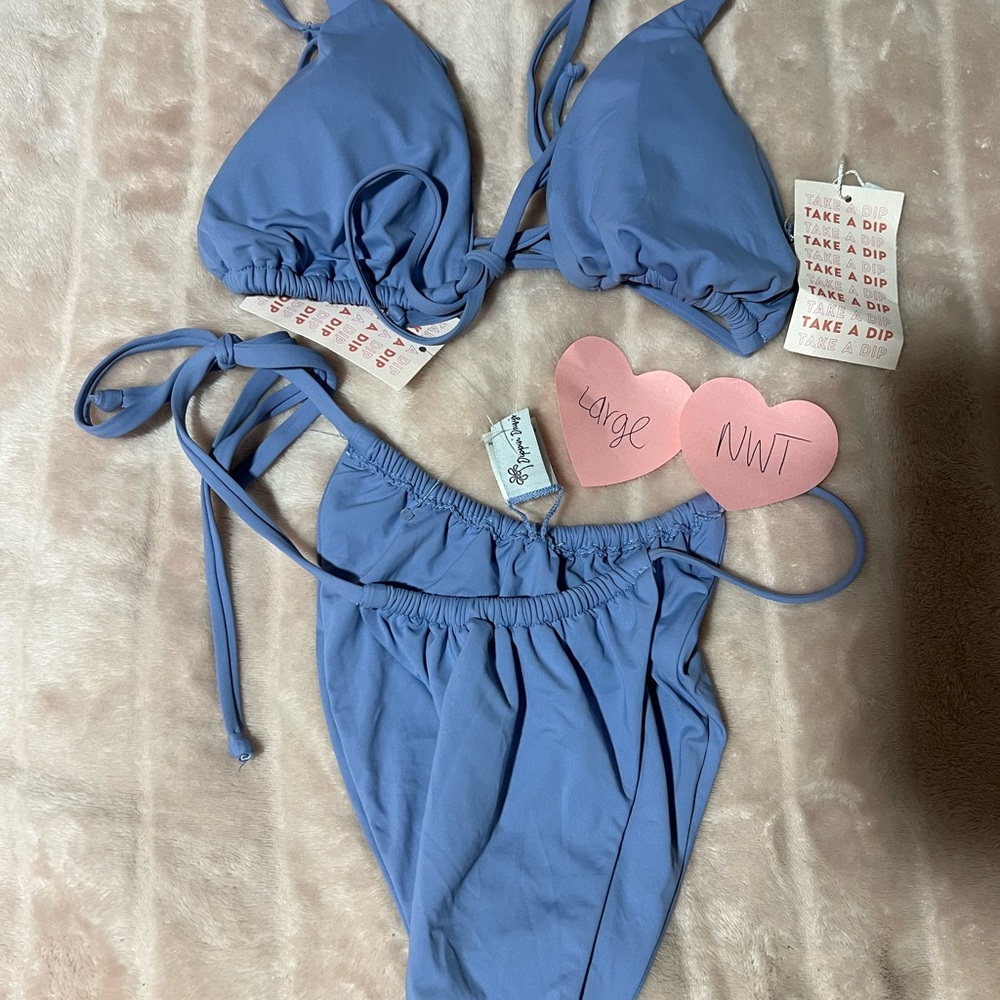 Brand new Dippin Daisies Swimwear Bikini Set